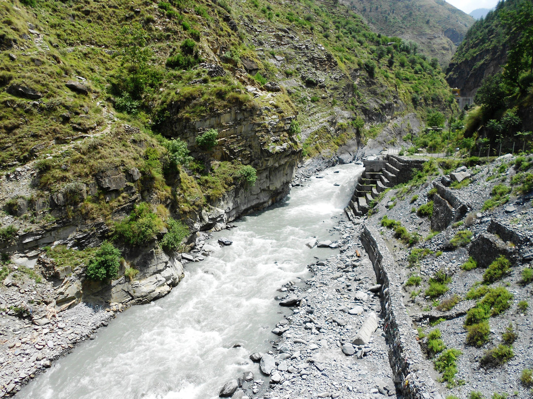 Hadsar Waterfall景点图片