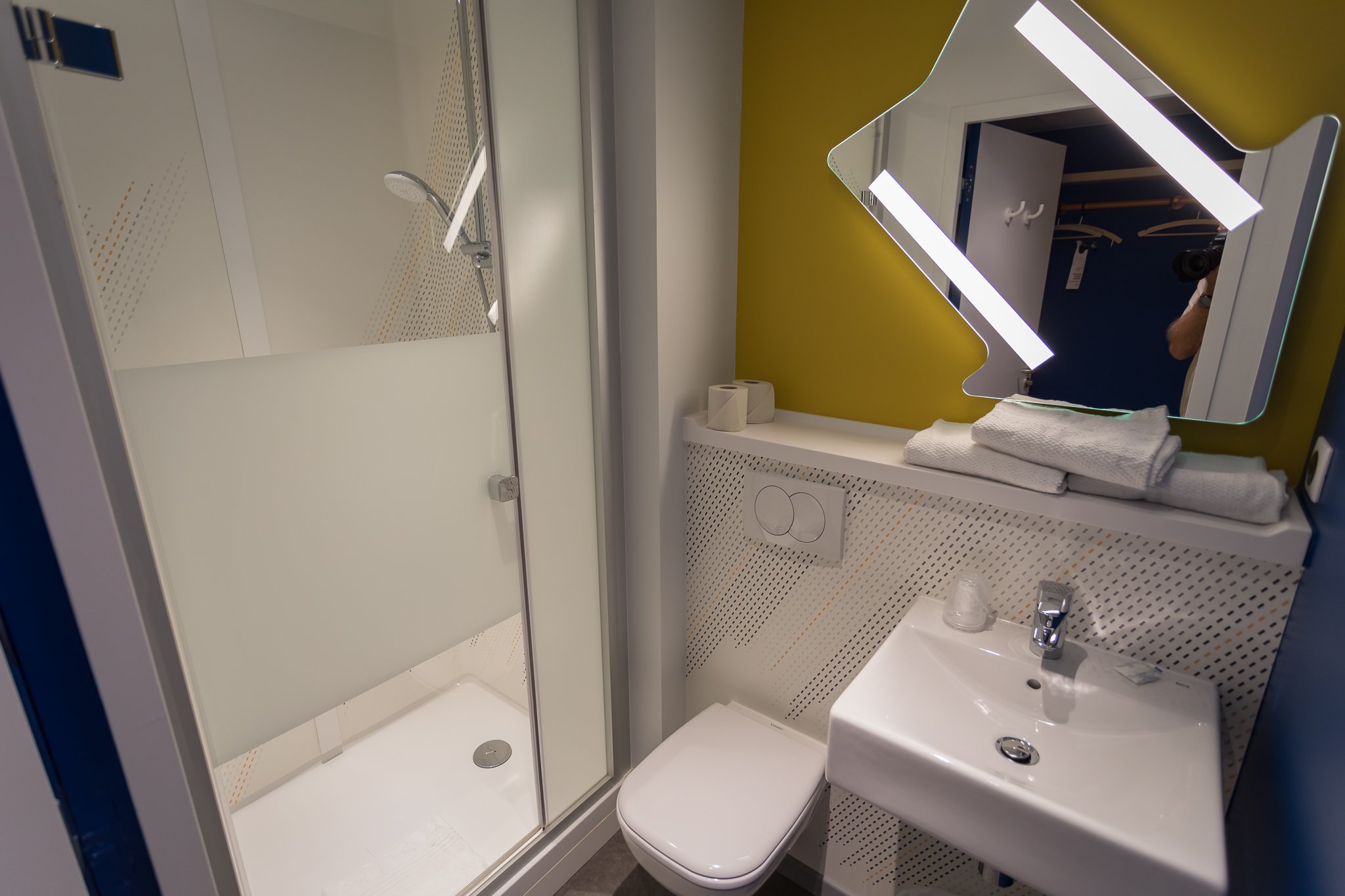 宜必思快捷日内瓦圣热尼普伊酒店-浴室