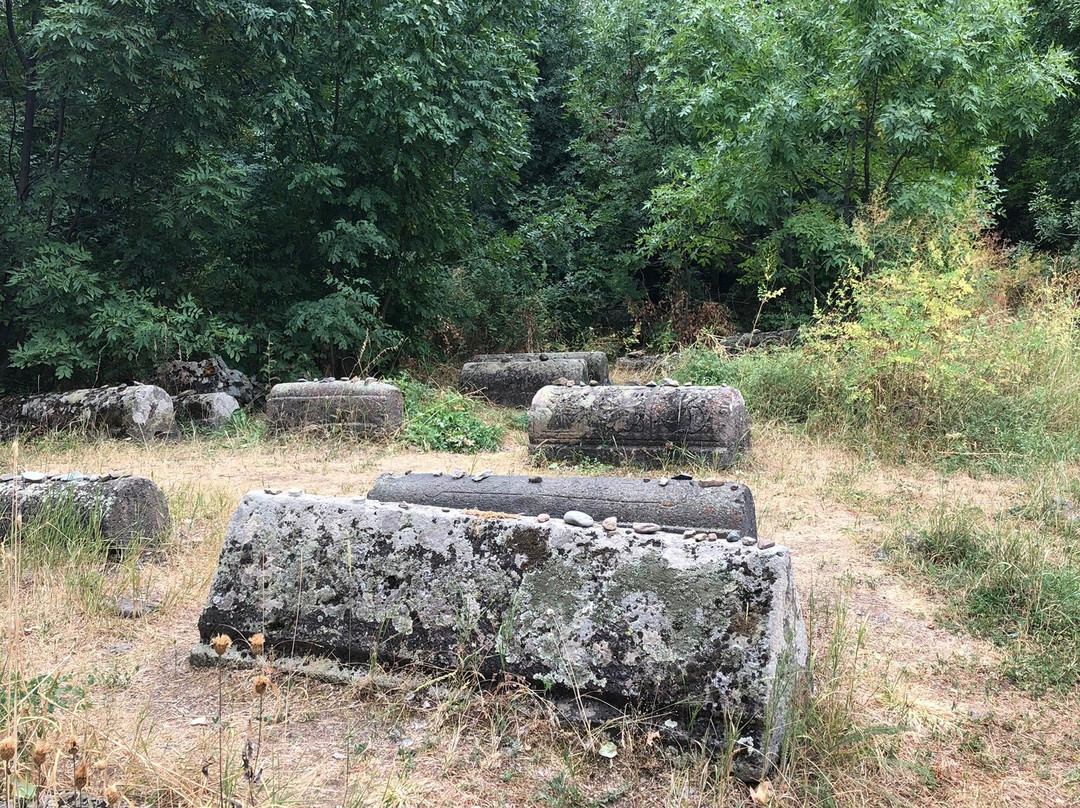 Yeghegis Jewish Cemetery景点图片