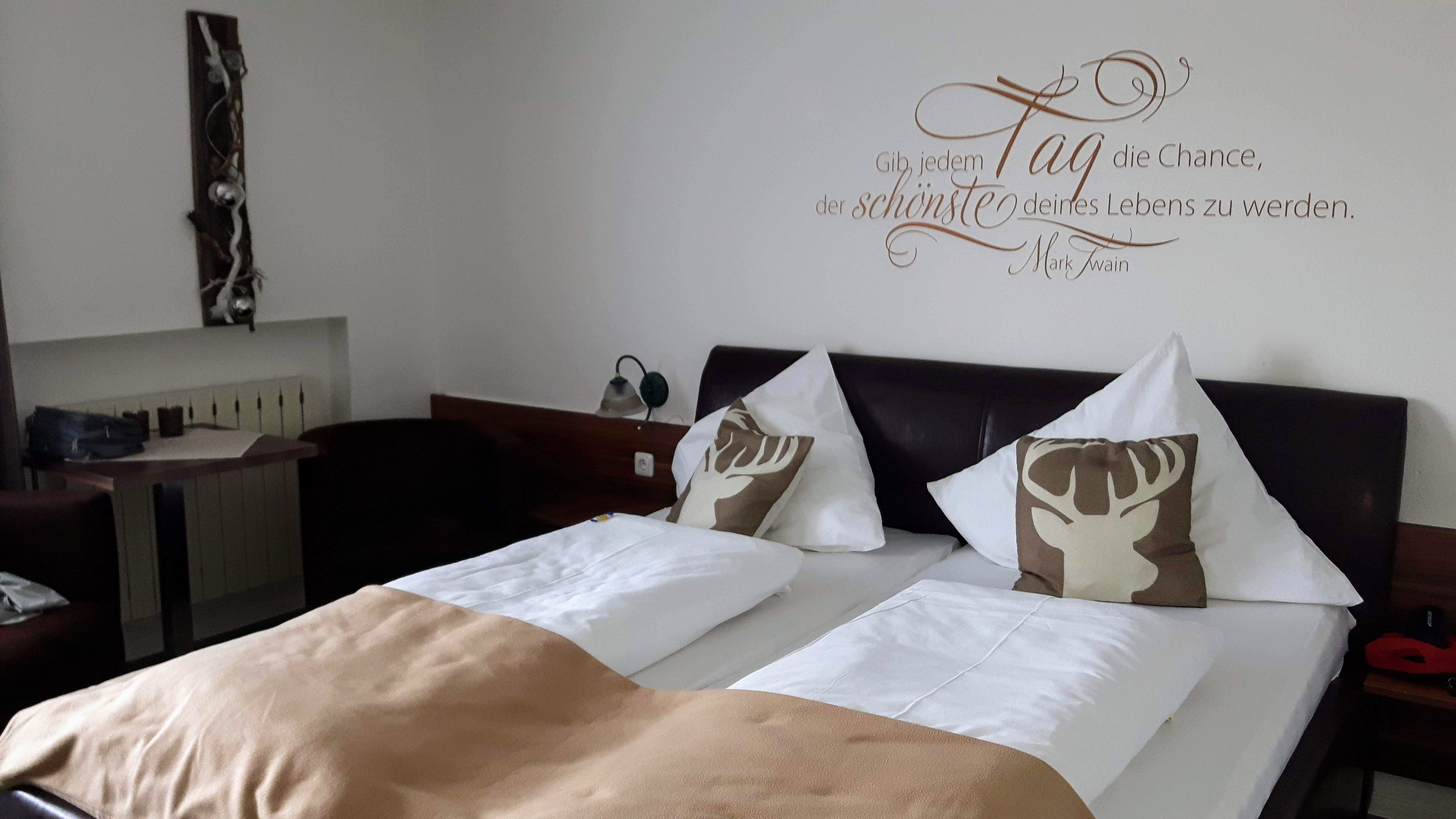 Landgasthof ZUR NEUEN POST-官方