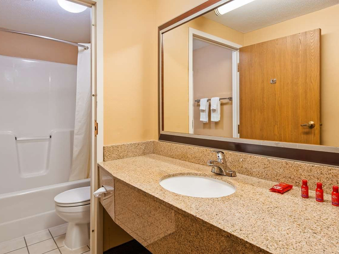 SureStay Plus By Best Western Black River Falls主图