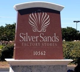 Silver Sands Premium Outlets景点图片