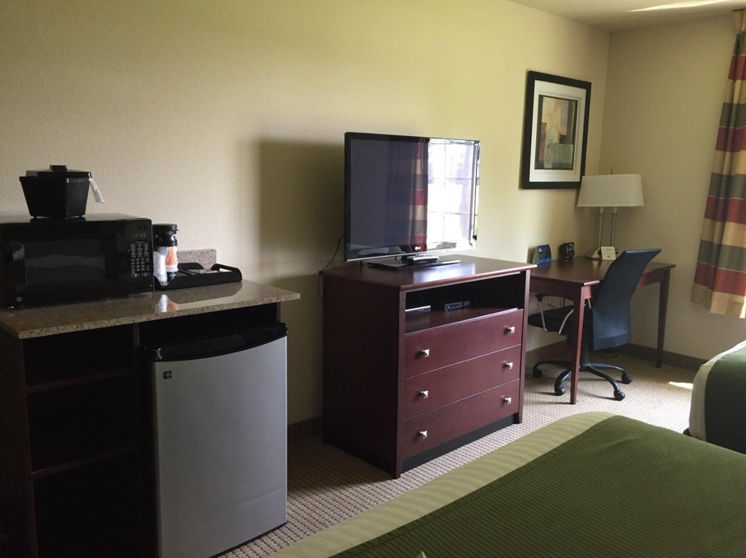 奥什科什科宝斯通旅馆&套房酒店主图