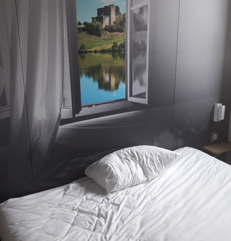 B&B HOTEL Les Herbiers主图