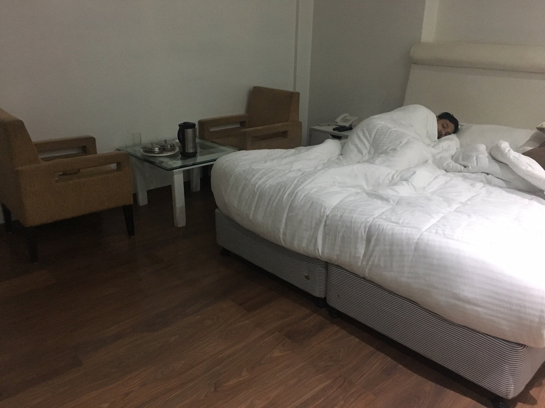 Hotel Lakhdatar主图