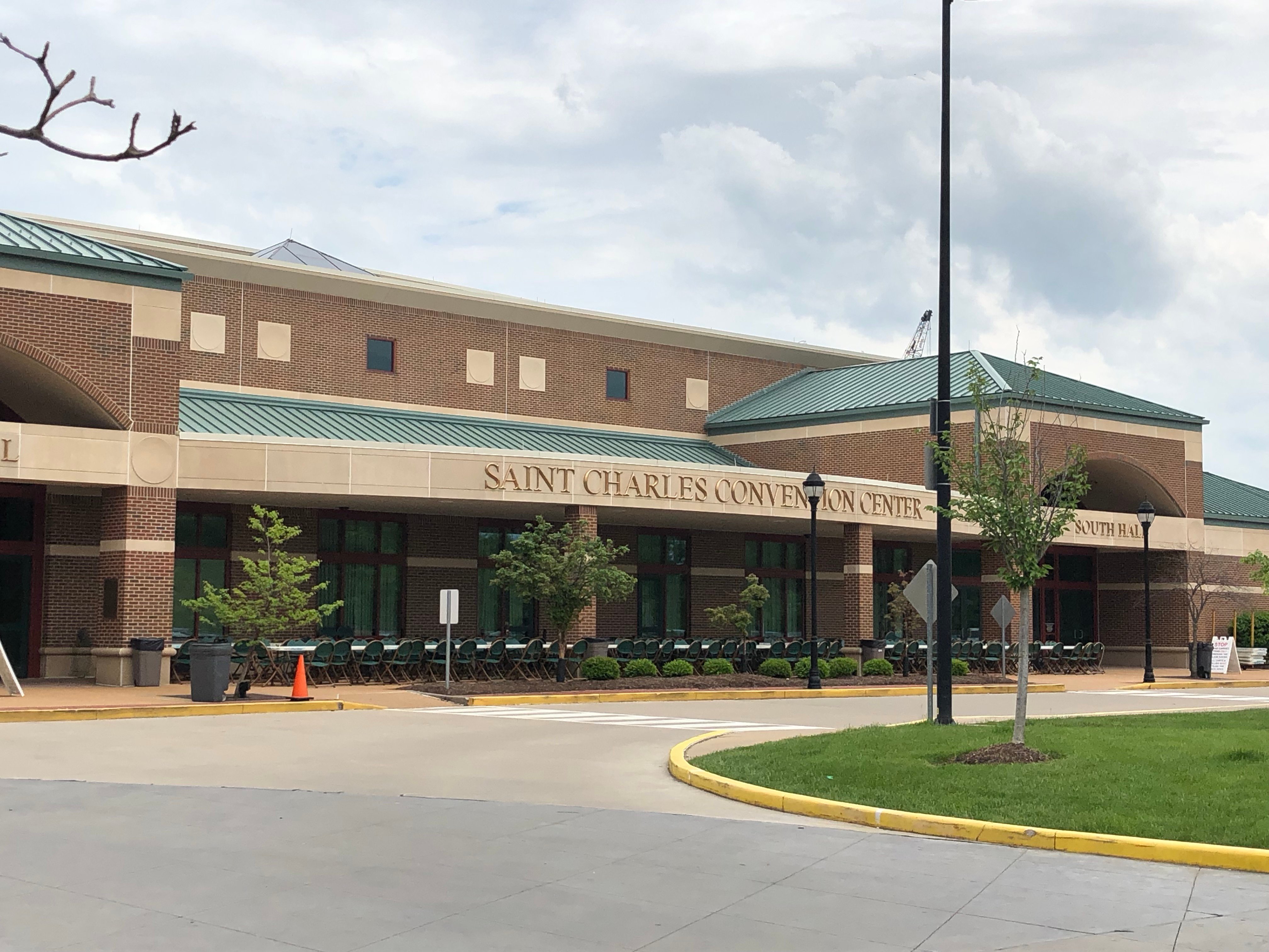 Embassy Suites by Hilton St. Louis St. Charles-商务中心/多功能厅
