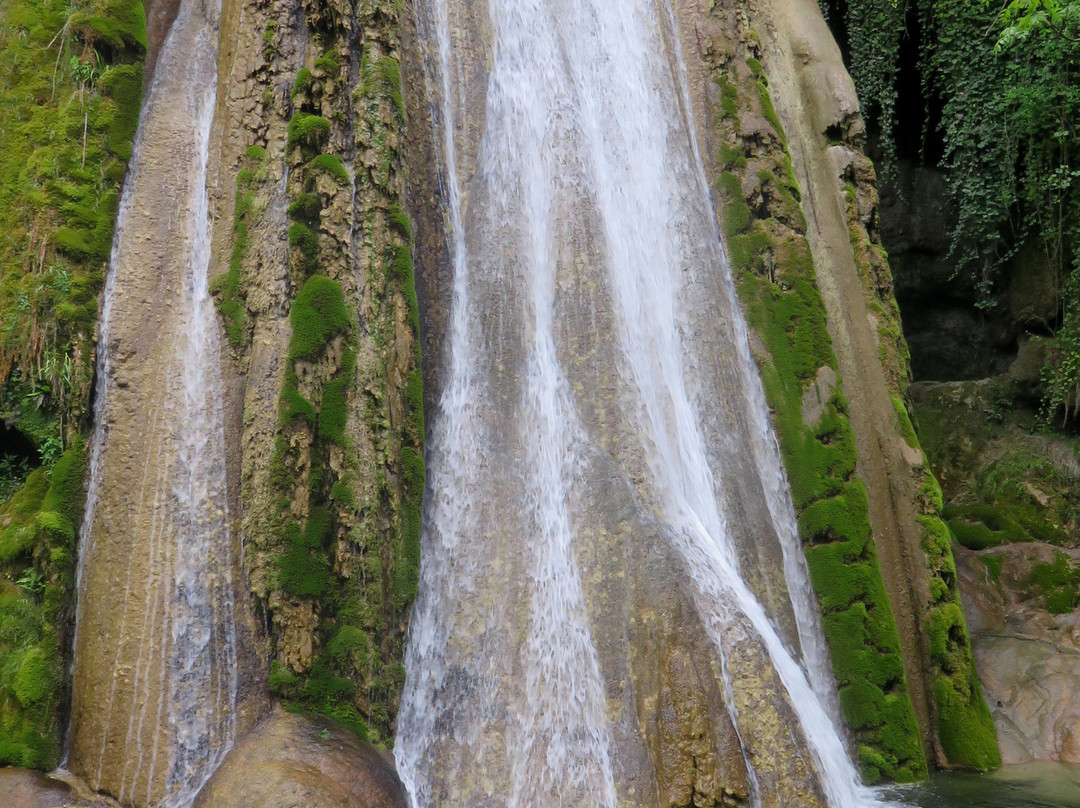 Cascade Petrifiante景点图片