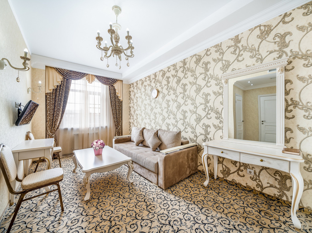 Hotel Chehov主图