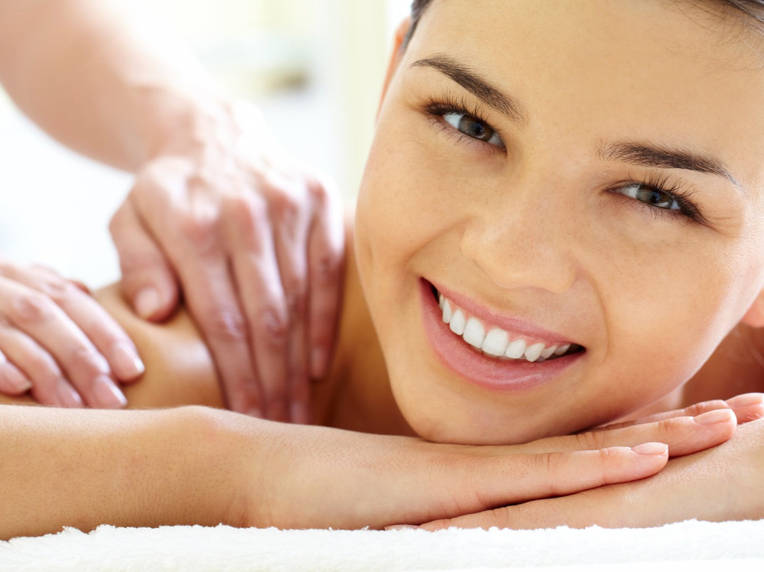 Serenity Rose Massage & Wellness-Hypoluxo必去景点