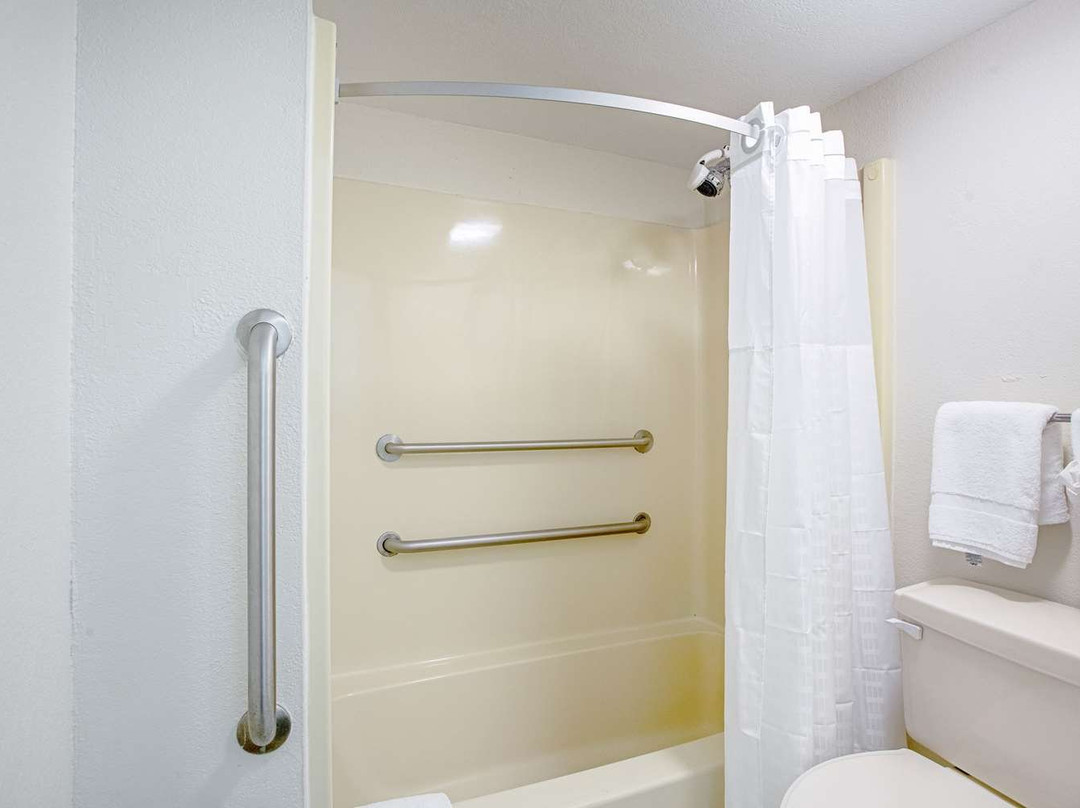 Quality Inn & Suites Live Oak I-10 Exit 283主图