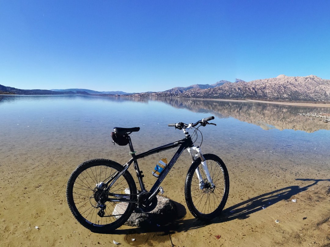 La Cañada en Bici-Manzanares el Real必去景点