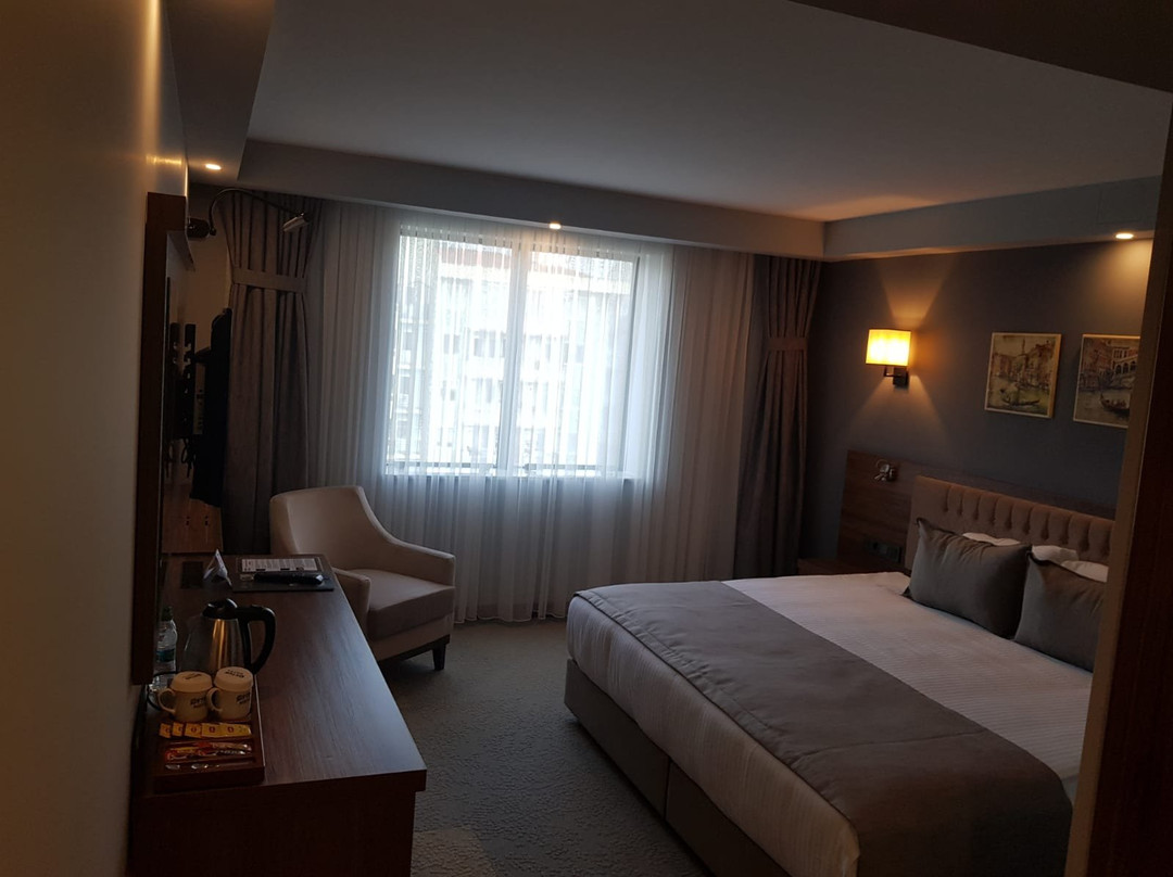 Oytun Hotel主图