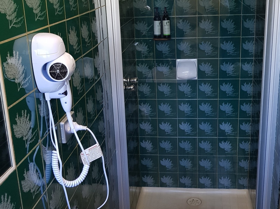 依鲁卡汽车旅馆暨餐厅主图