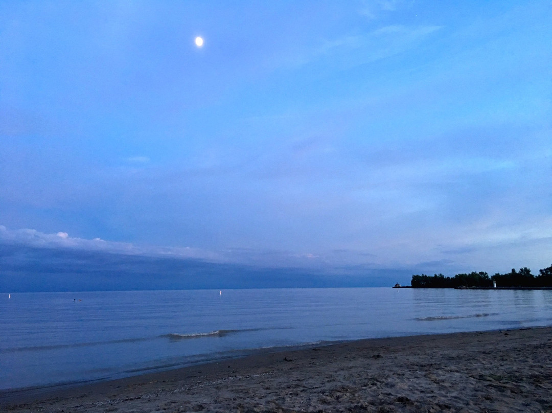 East Beach-Port Burwell必去景点