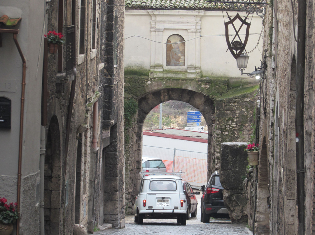 Porta San Francesco-Alatri必去景点