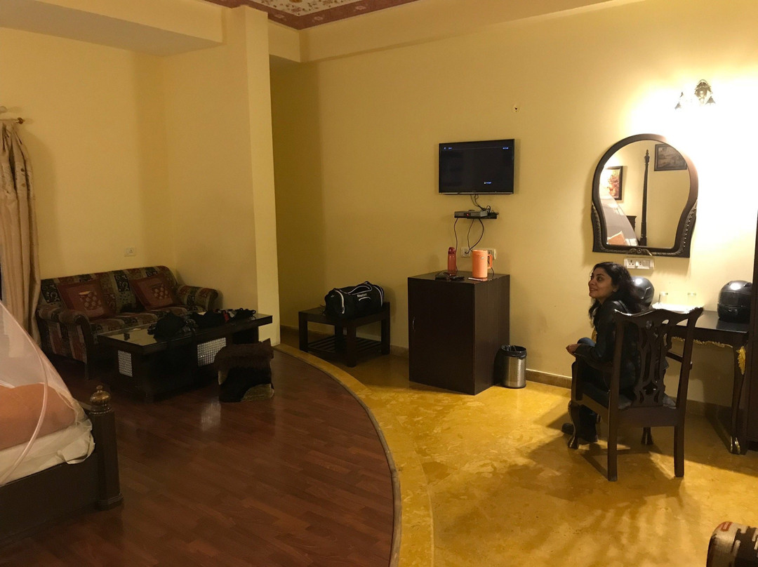 阿米尔景酒店主图