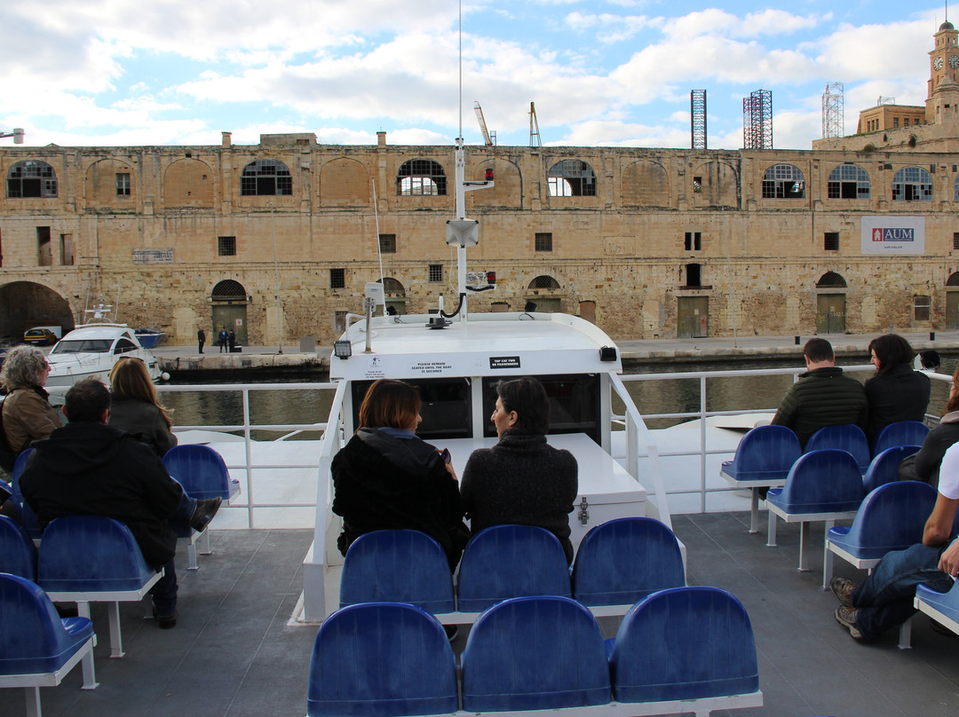 Notre Dame Gate-毕尔古必去景点