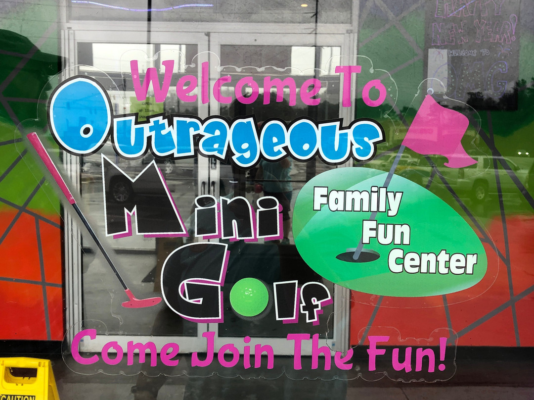 Outrageous Mini Golf-Hiram必去景点