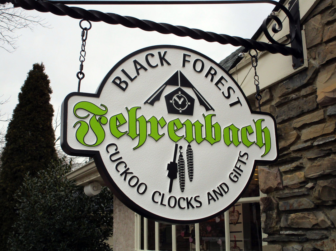 Fehrenbach Black Forest Cuckoo Clocks & German Gifts景点图片