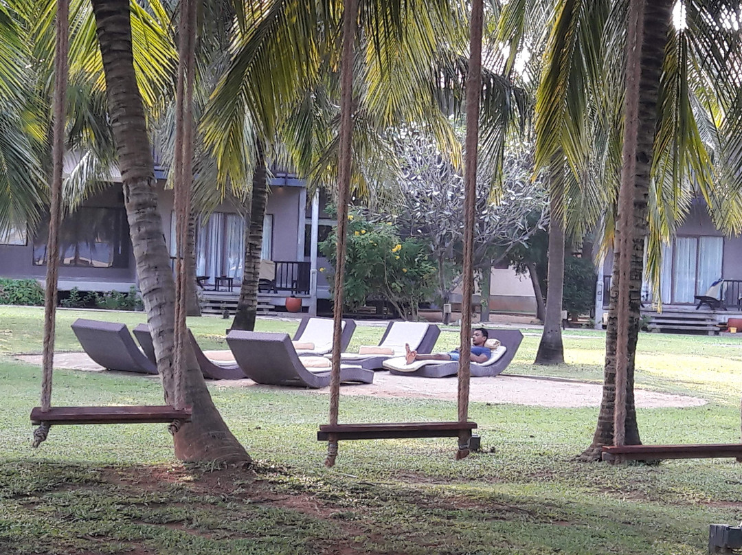 乌盖湾酒店主图