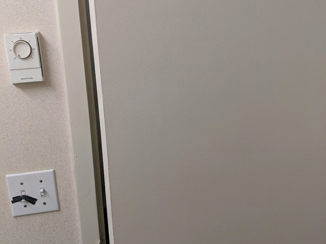 Super 8 by Wyndham Cornwall ON主图