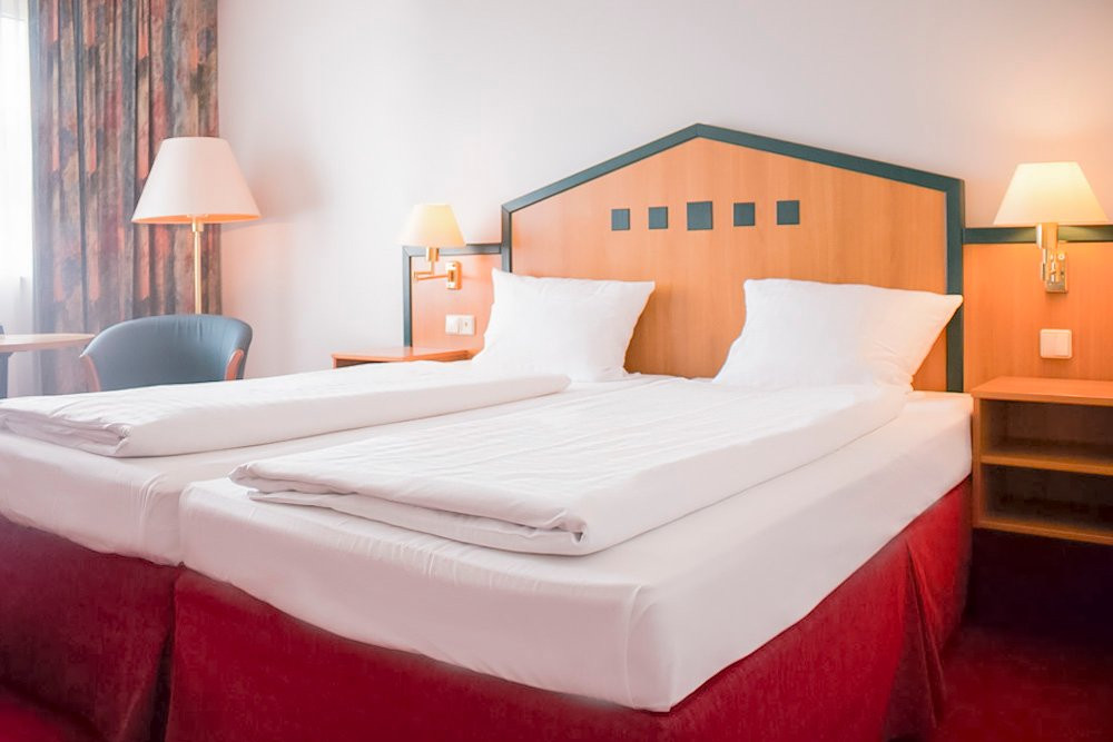 博特罗普阿卡蒂亚酒店主图