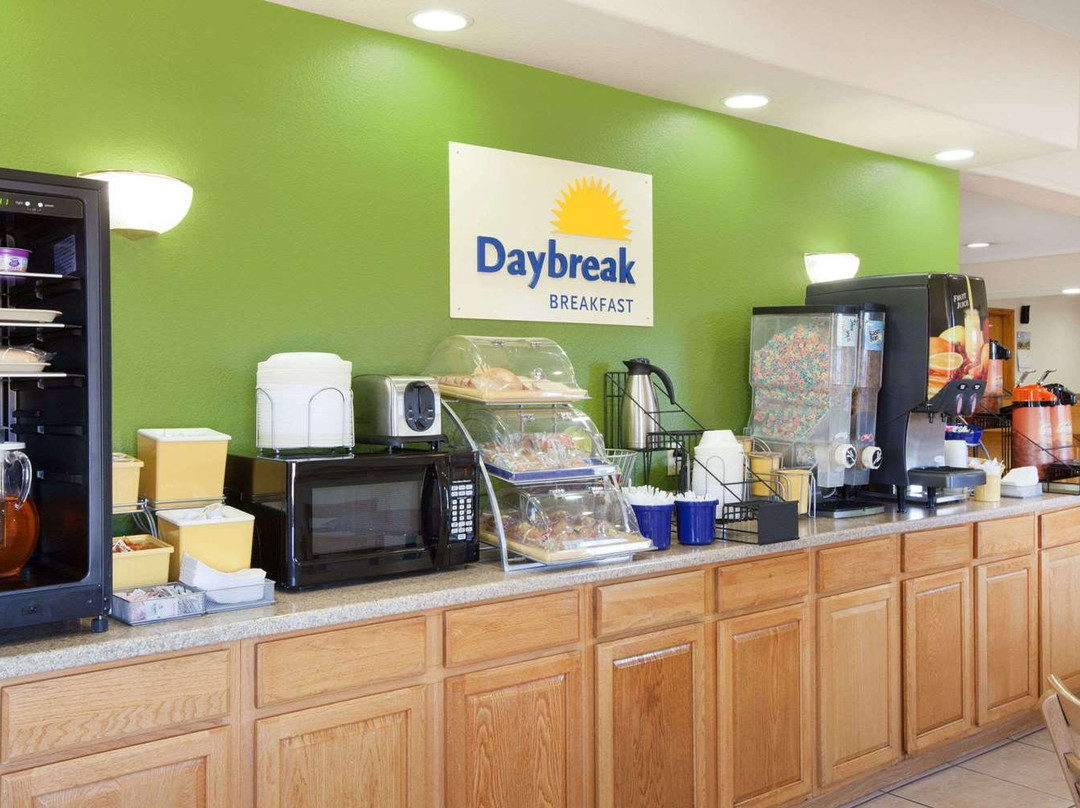 Days Inn by Wyndham Centerville主图