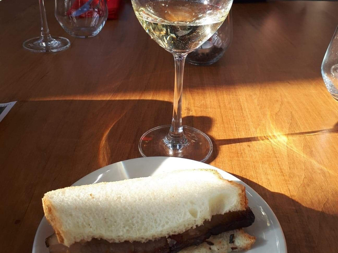 London Born Wines景点图片