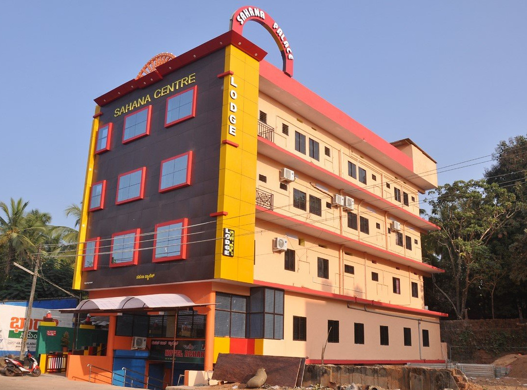 Ankola酒店住宿-Hotel Sahana Palace