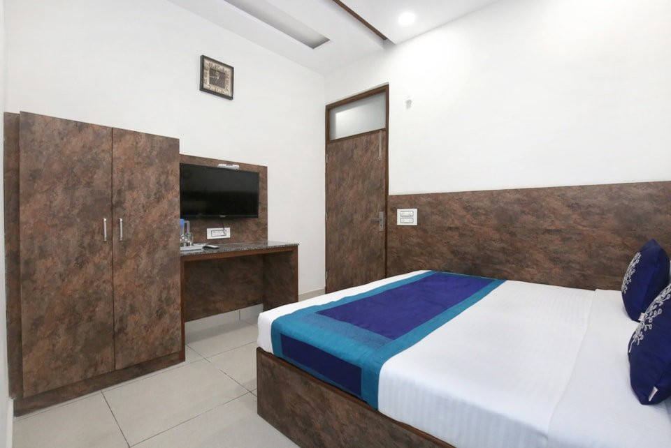 OYO Hotel Obr Inn主图