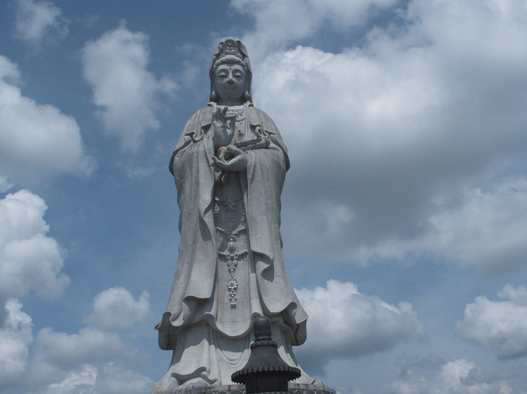 Vihara Avalokitsvara - Statue of Dewi Kwan Im-Pematangsiantar必去景点