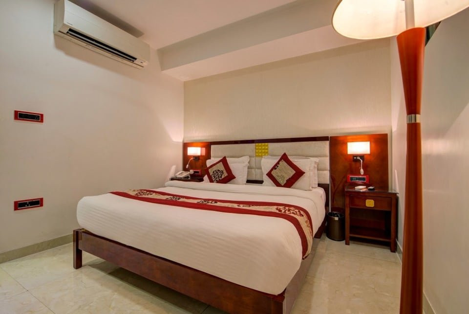 Republic Hotel主图