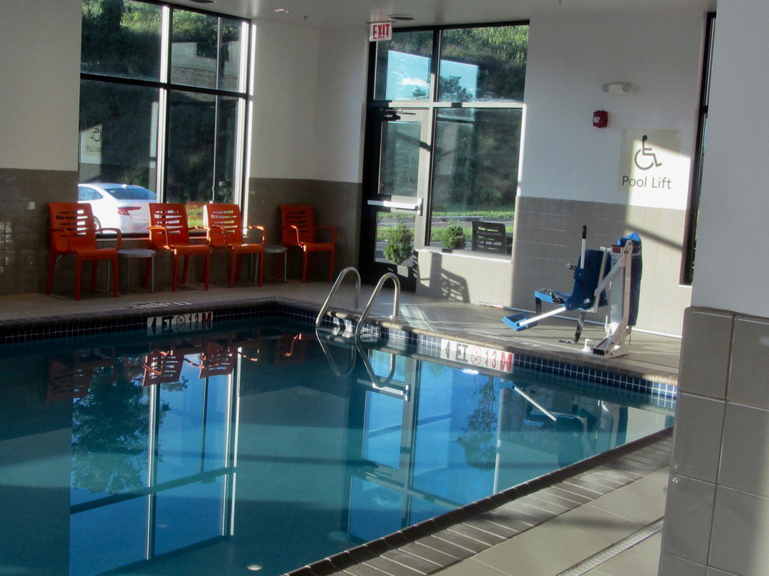 Hampton Inn Cumberland, Md主图