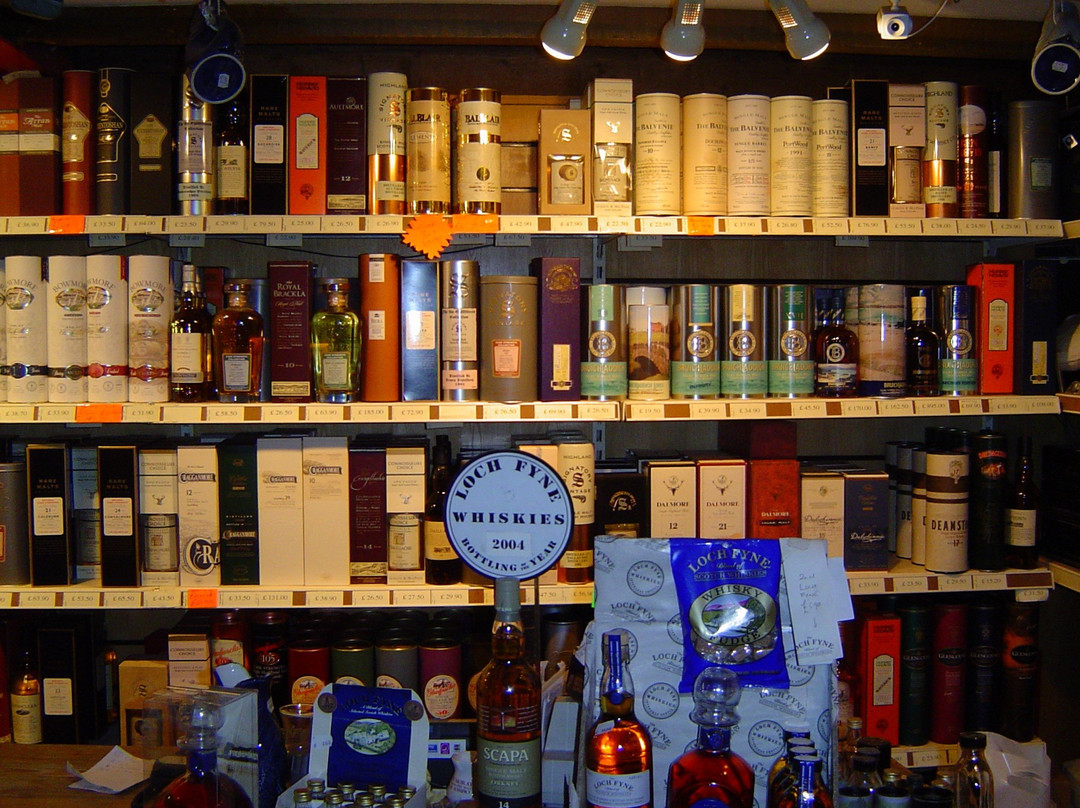 Loch Fyne Whiskies-因弗雷里必去景点