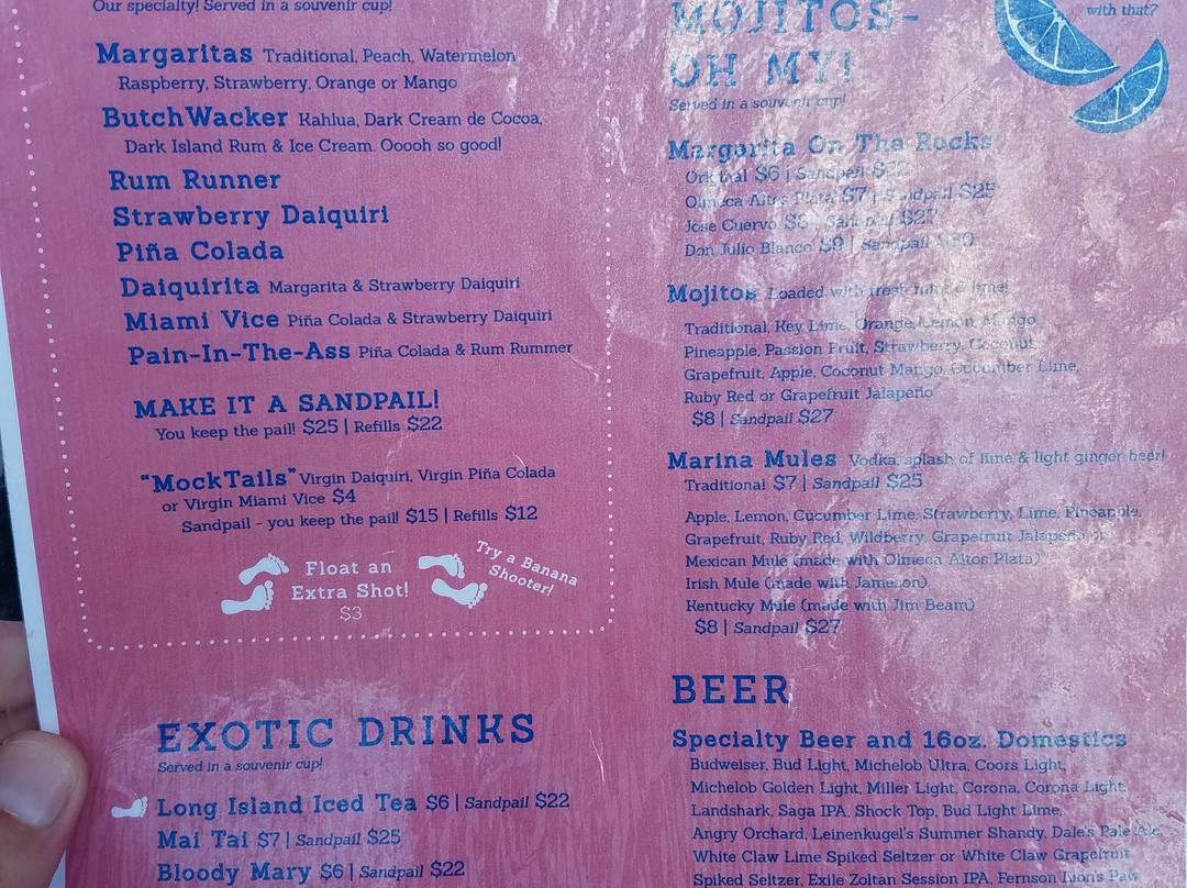 The Barefoot Bar at Okoboji-奥科博吉必去景点