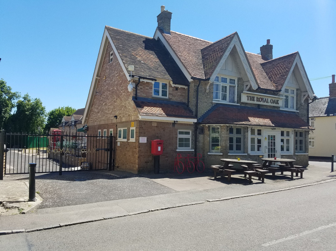 The Royal Oak Roxton