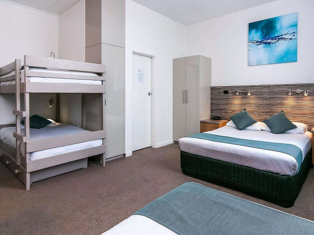 Comfort Inn Regal Park主图