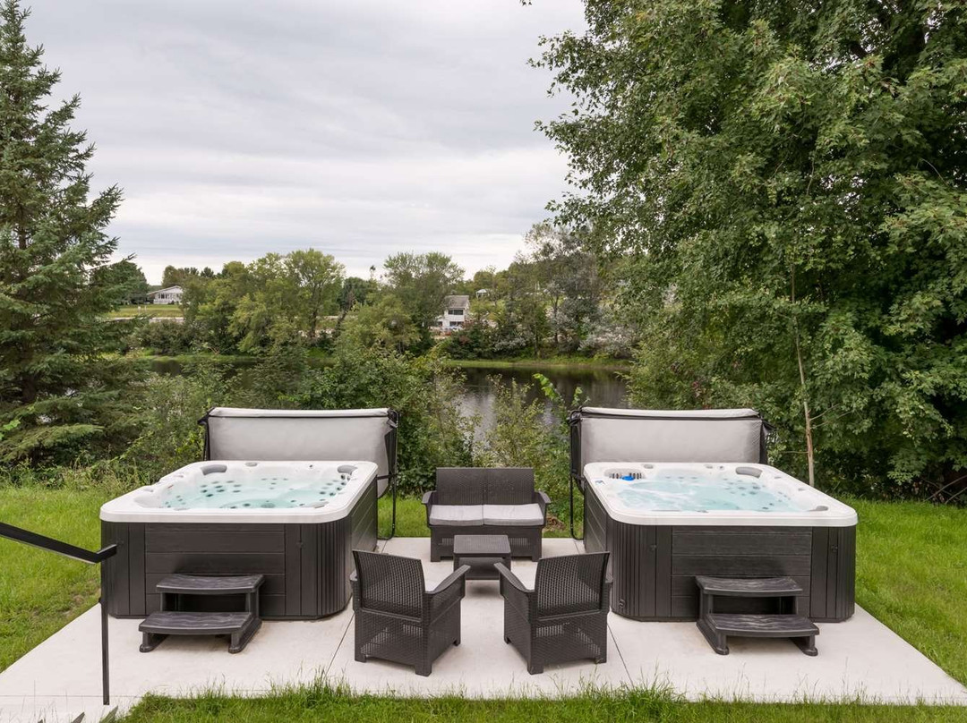 Super 8 by Wyndham Mont Laurier主图