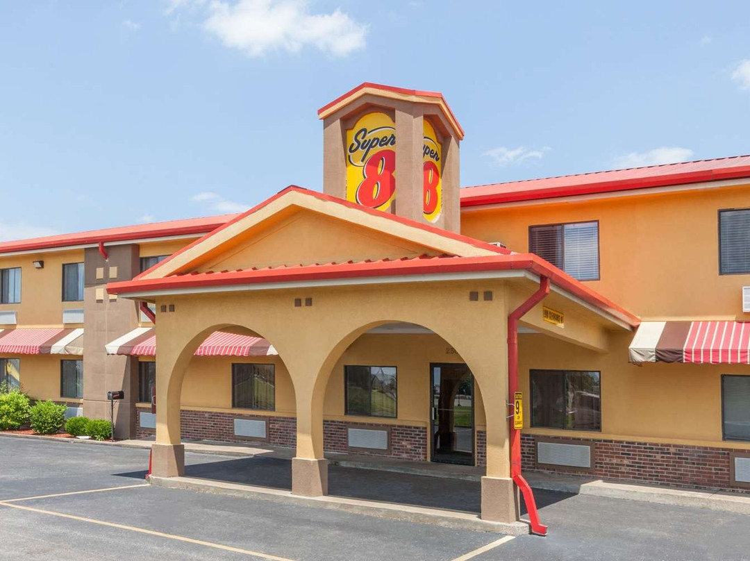 Super 8 South By Wyndham主图