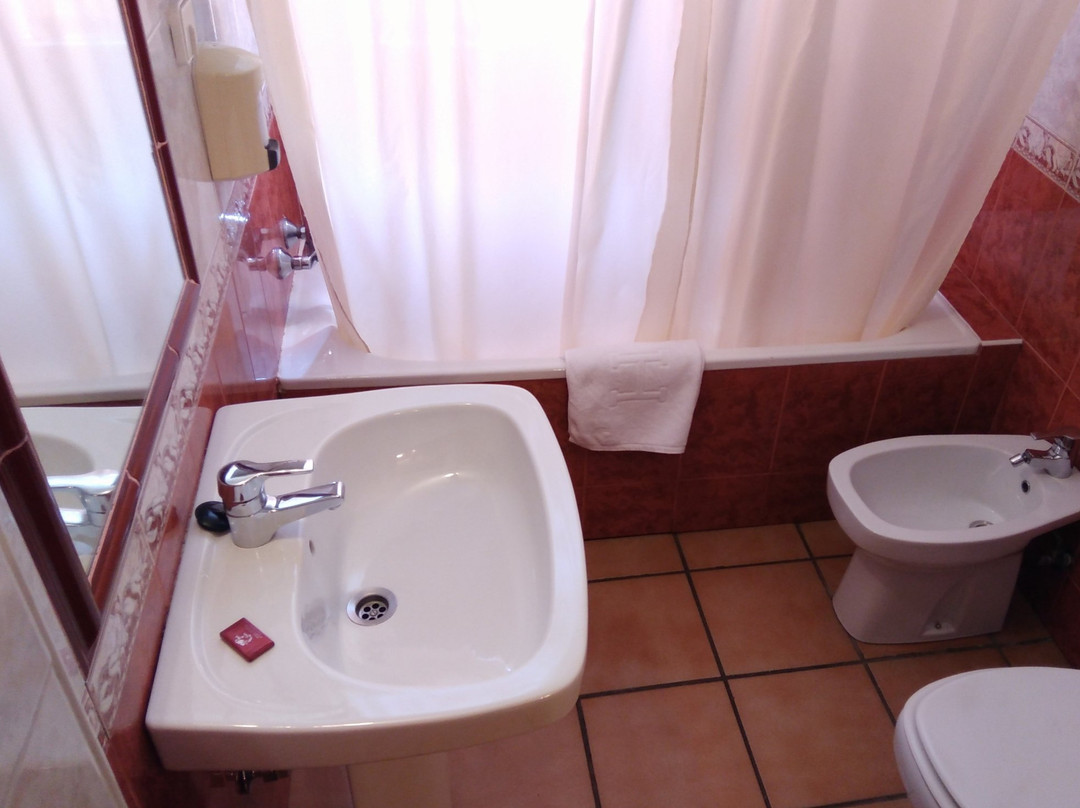 里亚维拉酒店主图