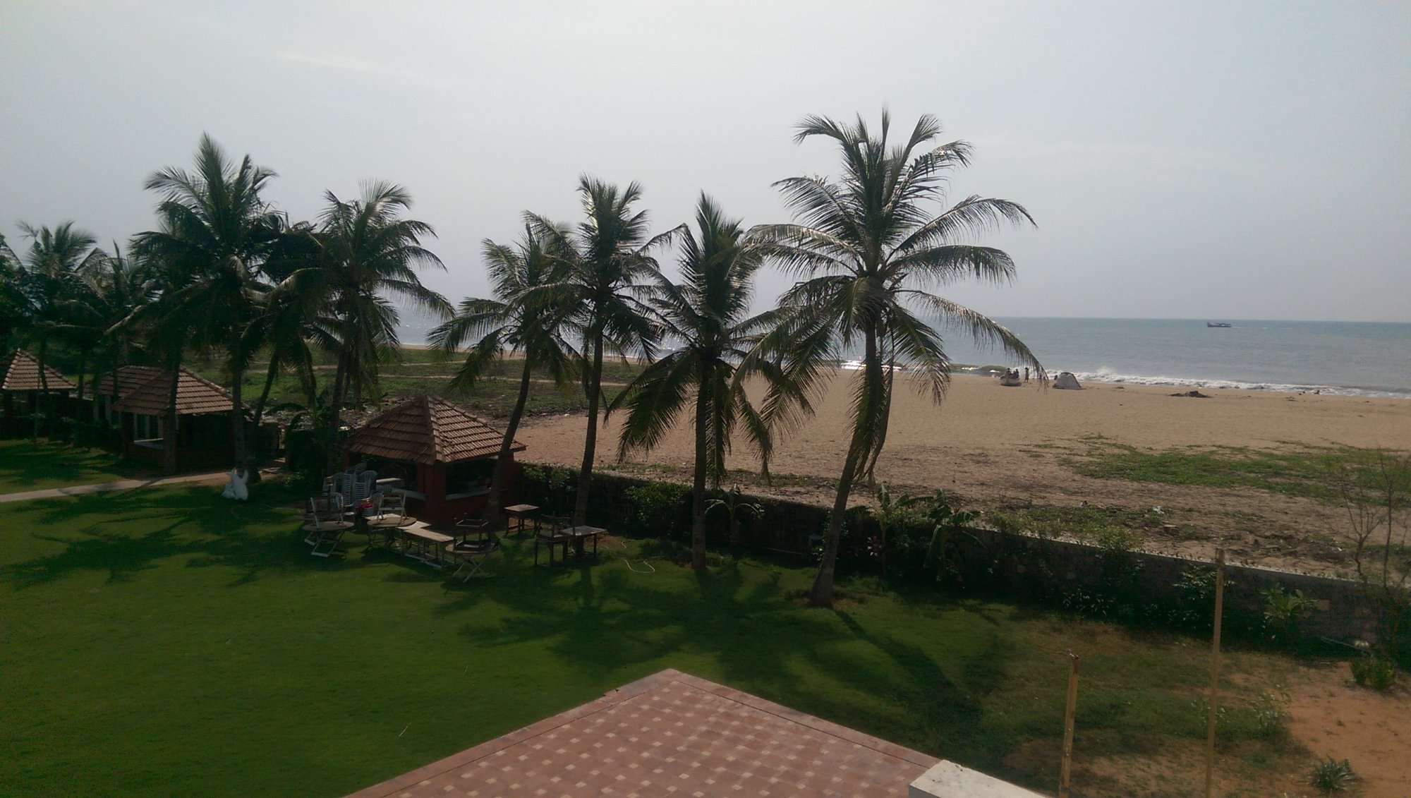 St. James Court Beach Resort-泳池