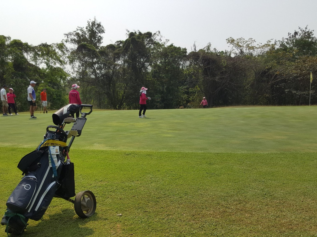 Sawang Resort Golf Club and Hotel主图