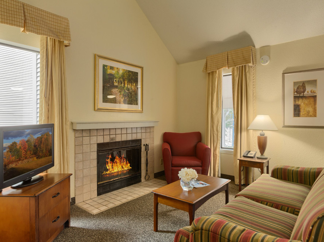 Residences at Daniel Webster主图