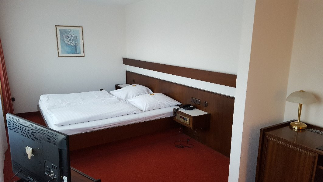 巴特敏登酒店主图