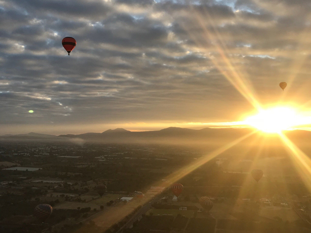 Globos Aerostaticos Teotihuacan景点图片