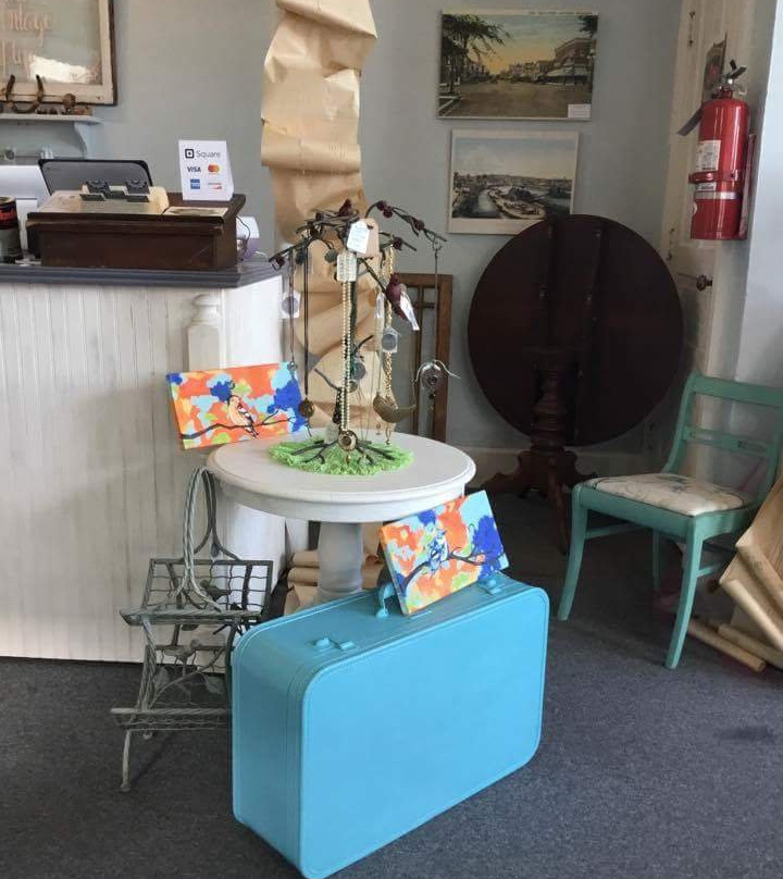 The Vintage Flip-Lake Mills必去景点