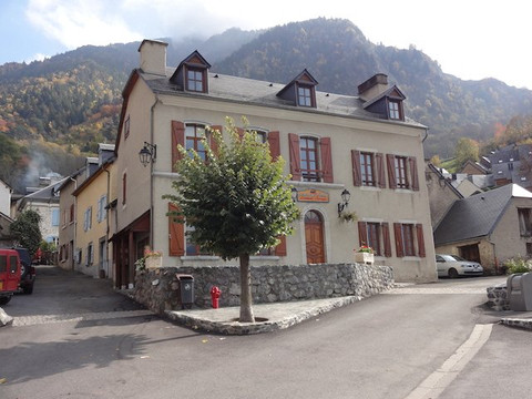 Viella旅游攻略图片