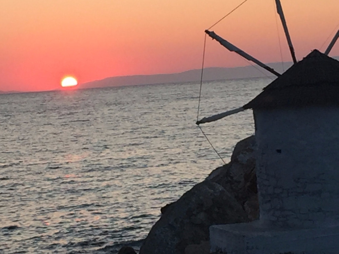 Embassa Bar Cafe-Aegiali必去景点