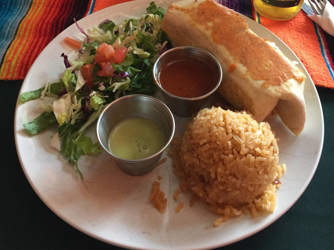 冷湖餐馆和美食-Mamacitas Mexican Restaurant & Lounge