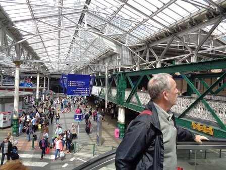 Edinburgh Waverley Station景点图片